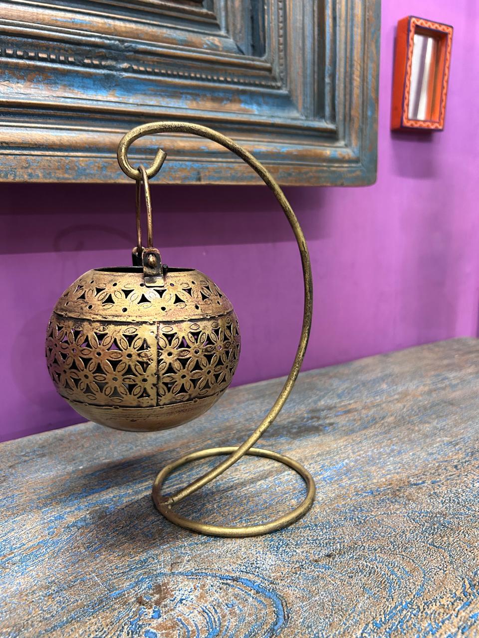 Metallic Floating Candle Stand