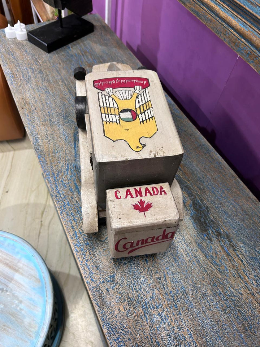 Vintage Jeep Canada Home Decor - Induscraft