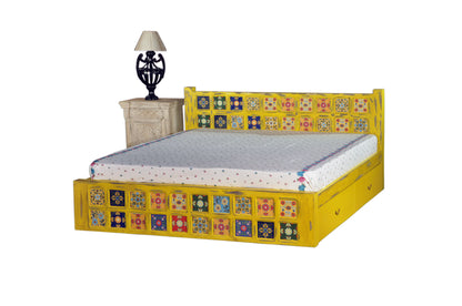 Vintage Charm by Induscraft: Solid Wood Bed in King & Queen Sizes with Storage Options – Bohemian Style