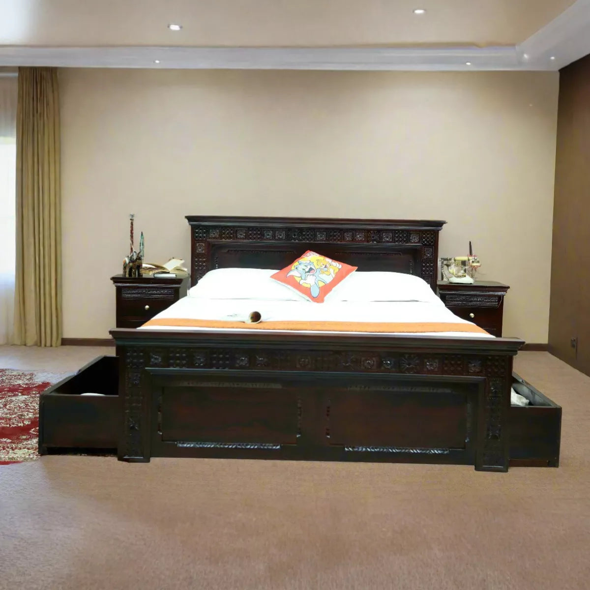 Traditional Solid Sheesham Wood Heritage Style Carved Wooden Bed