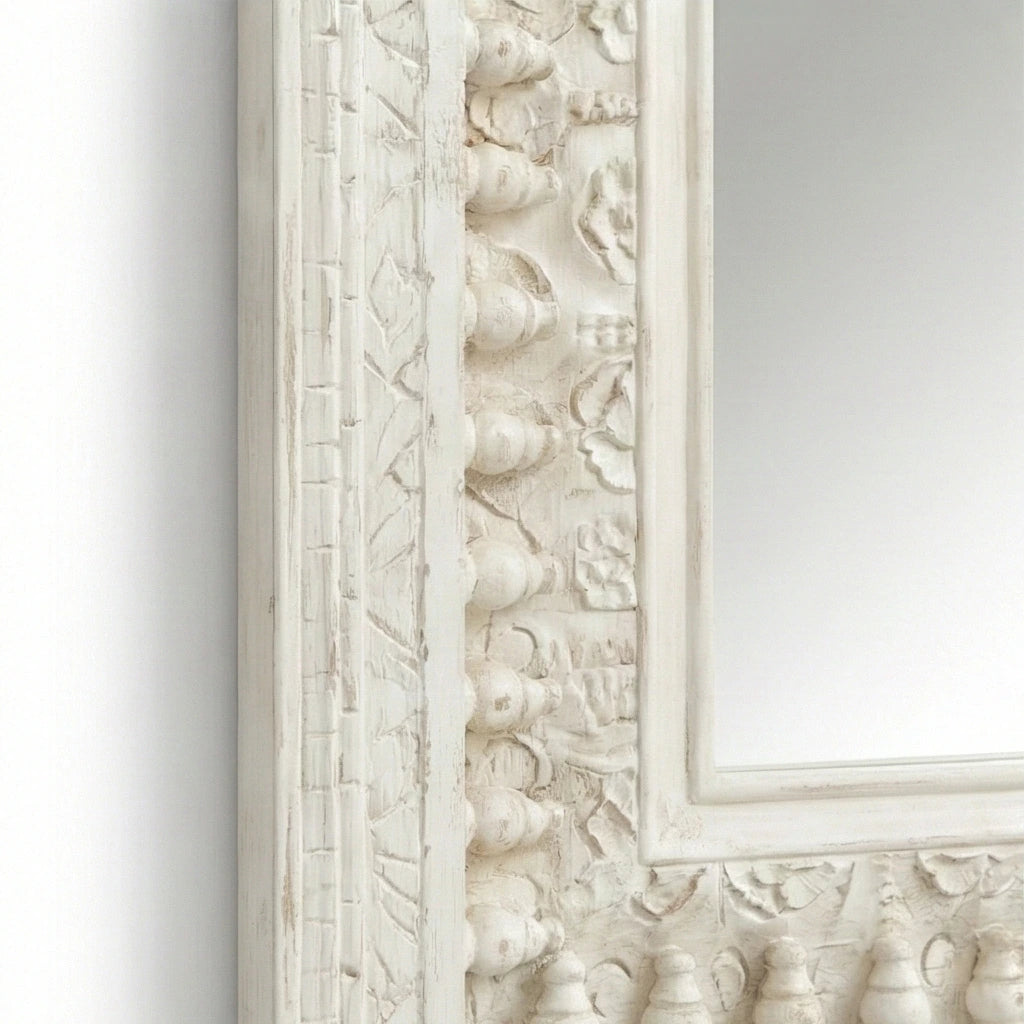 Additional slose-up of the hand-carved detailing on the Vintage White Wooden Wall Mirror frame