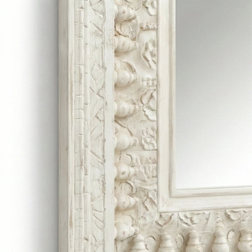 Additional slose-up of the hand-carved detailing on the Vintage White Wooden Wall Mirror frame